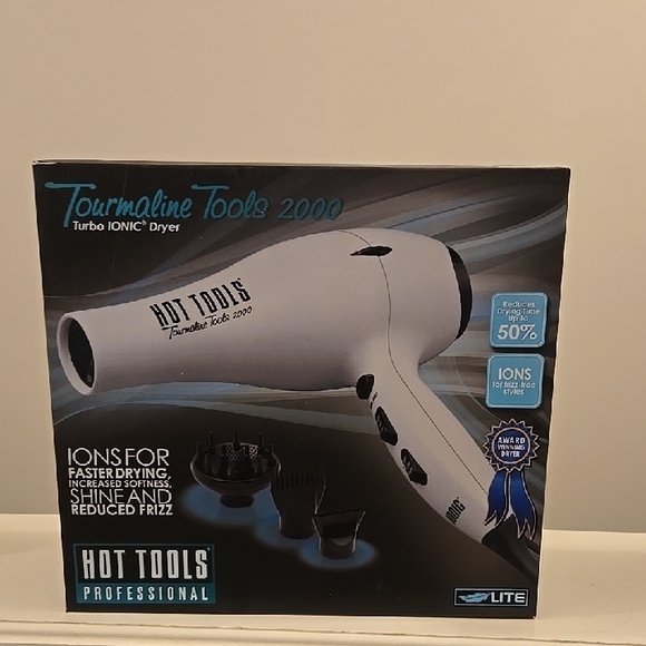 Tourmaline Tools 2000 Turbo Ionic Dryer With Attachments - Picture 2 of 6